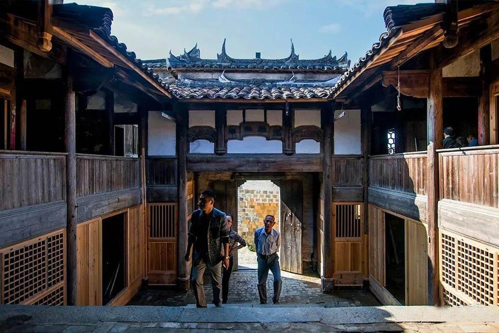 《雍正王朝》:雍正让张廷玉去行刑现场当真是因为“粗心”吗