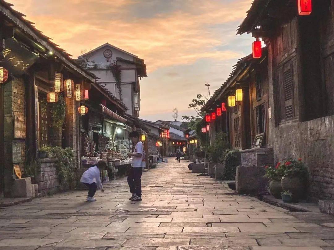 包头与忻州,都曾叫作九原县,谁才是《县委大院》里九原县的原型