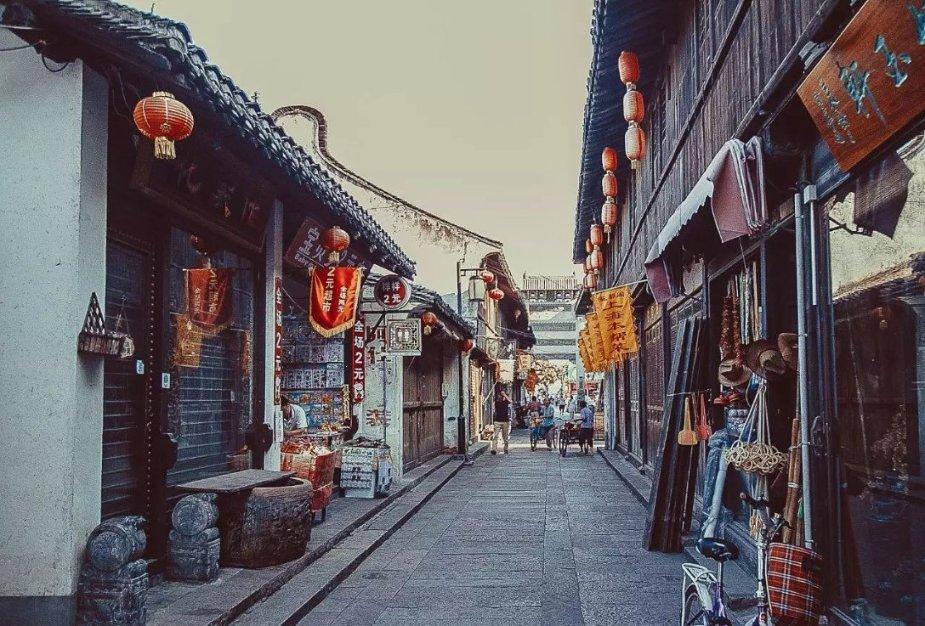 麦克托米奈快问快答:GOAT是梅西,最恐怖的人是伊布